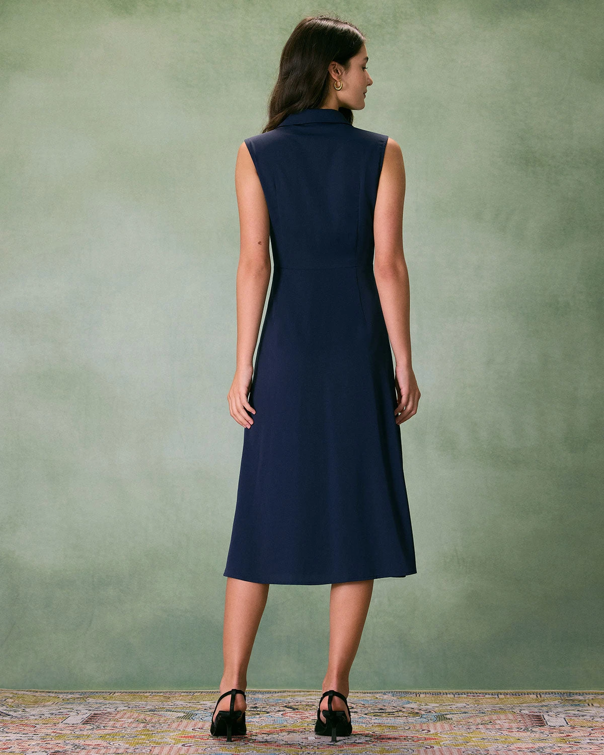 The Navy Collared Ruched Sleeveless Midi Dress - Image 6