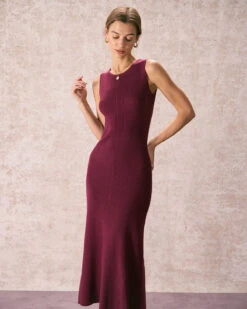 The Burgundy Round Neck Sweater Maxi Dress