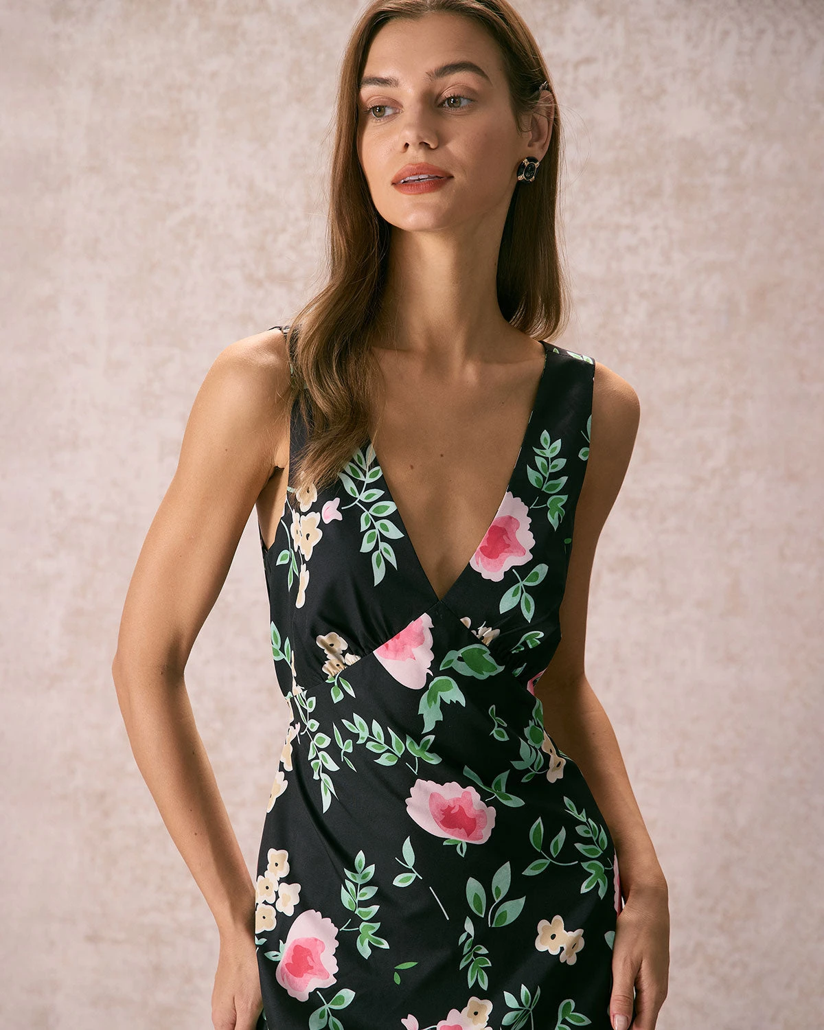 The Black V Neck Tie Back Floral Midi Dress - Image 2